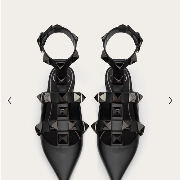 Brand new never been worn Valentino Roman stud Black on black with Box, dust bag - Picture 2 of 3